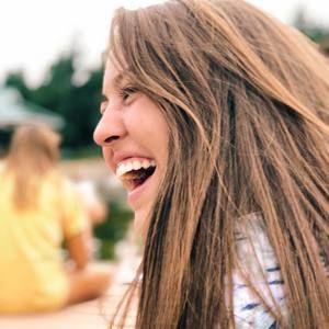 Meet your Posher, Ella